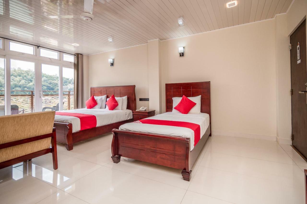 Janora Hills Hotell Kandy Exteriör bild