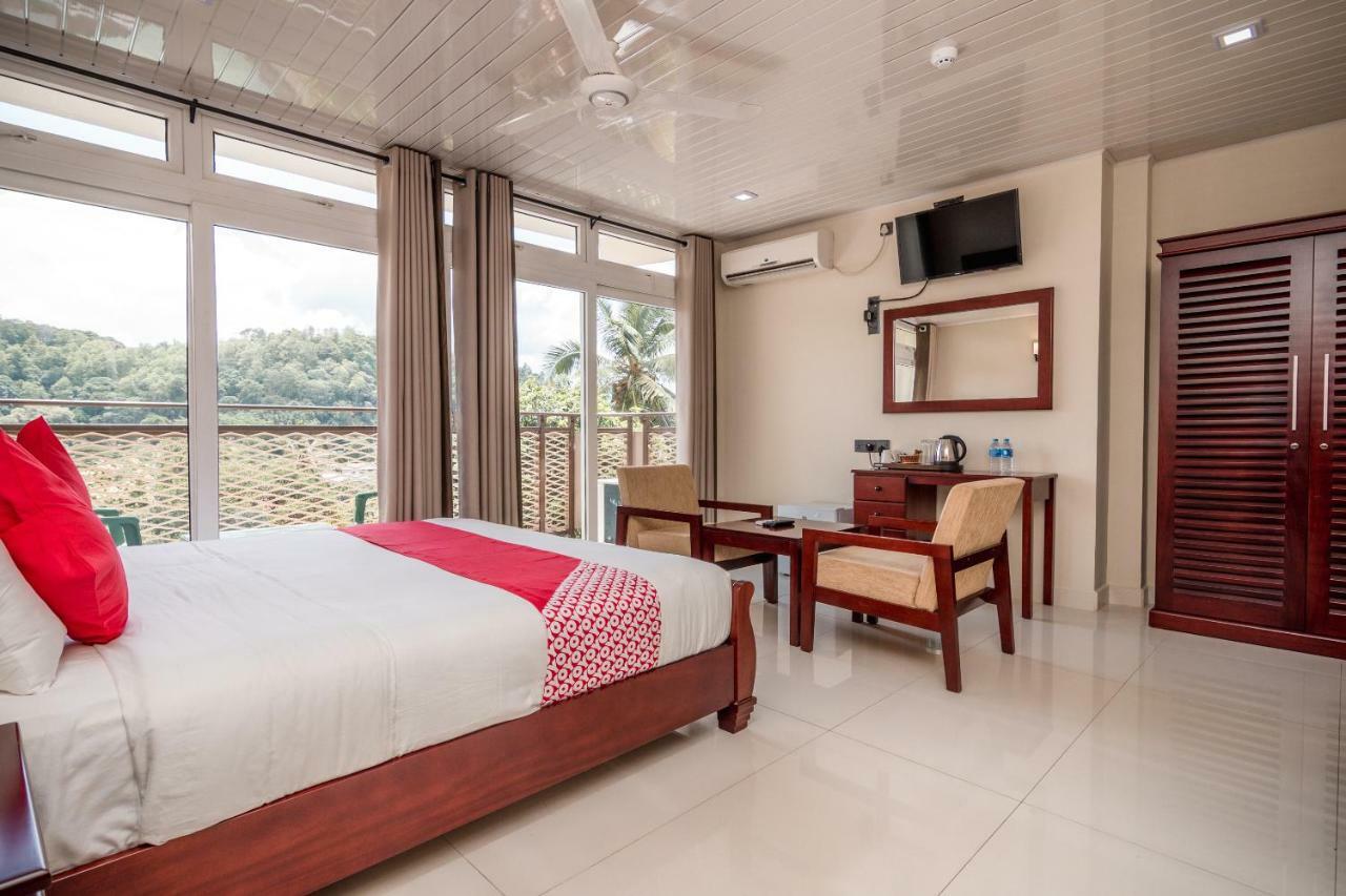 Janora Hills Hotell Kandy Exteriör bild