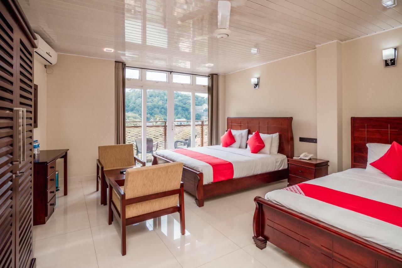 Janora Hills Hotell Kandy Exteriör bild